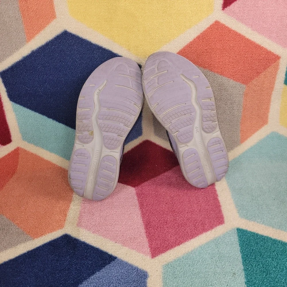 Brooks Ghost Max 2 Running Shoes Womens Grey Lavender‎ Performance Sneakers